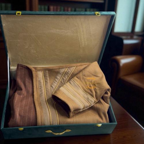 فروه وجهين كشميري مقلم وساده