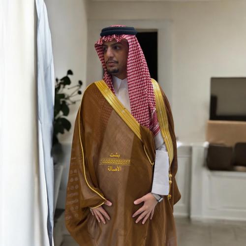 البشت الخاص الدقه الملكي الاشقر