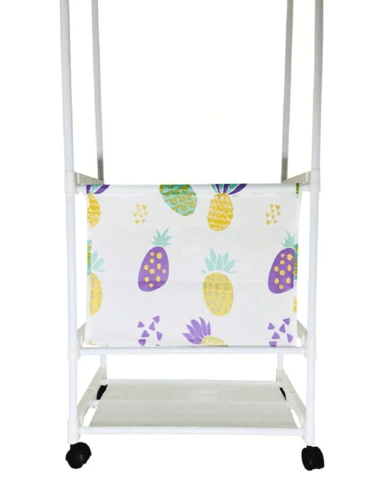 استاند وشماعة ملابس