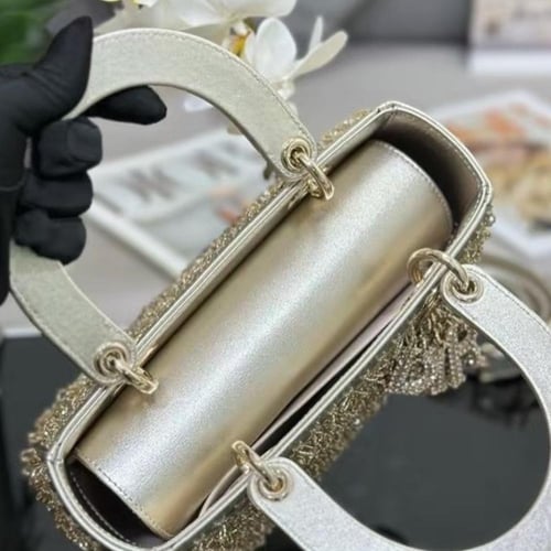 حقيبه ليدي ديور مرصعه من Dior