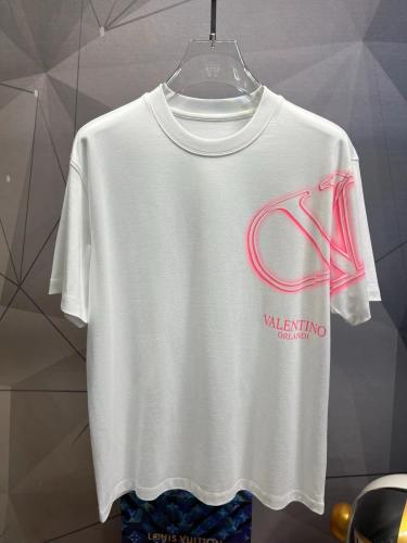 تي شيرت رجاالي فلانتينو ابيض valentino