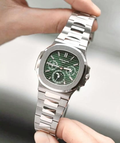 ساعه باتيك فيليب اخضر ماستر Patek Philippe Nautilu...