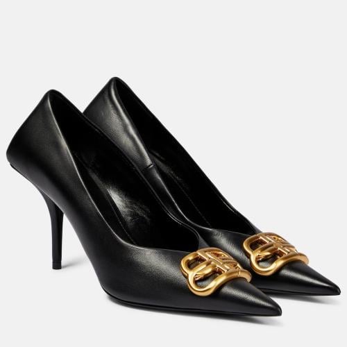 حذاء نسائي اسود كعب بالنسياغا من Balenciaga