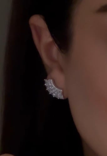 حلق فضة بأحجار زركون شفافه عيار 925K