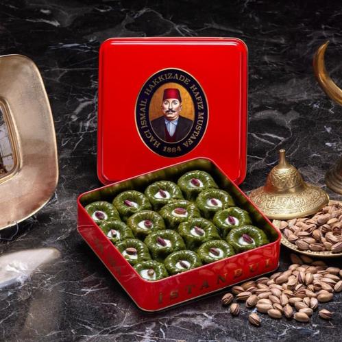 بقلاوة بالفستق علبة ( صغير )