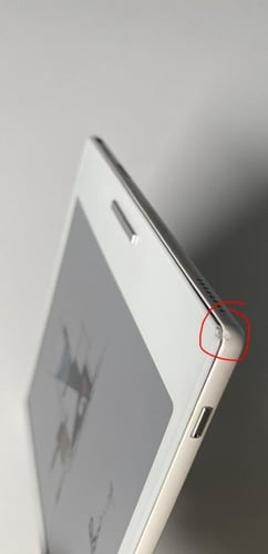 (مستعمل) (توجد ضربتين بالجهاز الرجاء مراجعة الصور)...