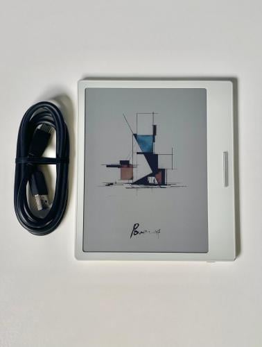 (مستعمل) (توجد ضربتين بالجهاز الرجاء مراجعة الصور)...