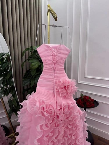 فستان سهره فخم وردي كلوش