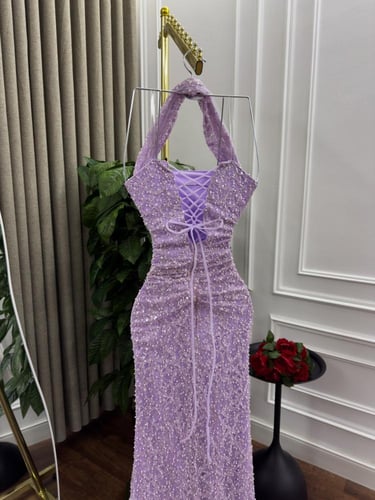 فستان سهره القماش تل وخرز ودانتيل مطرز مكس توب