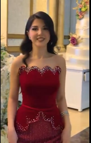 فستان سهرة نوع القماش _ باربي مكس توب