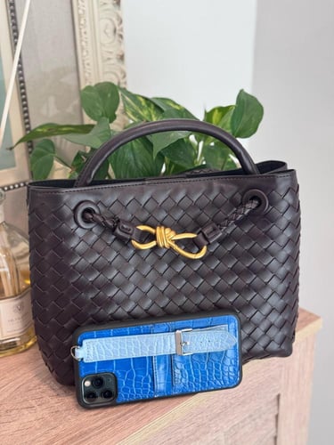 كروس بودي medium size brown