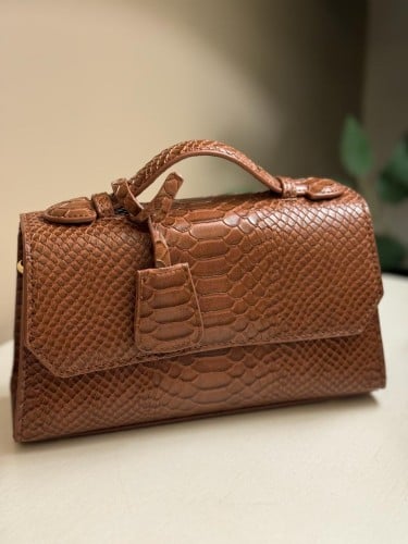 كروس بودي بني بايثون