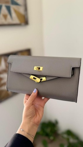 كروس بودي | gray gold hardware