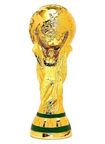 مجسم كاس العالم الفخار