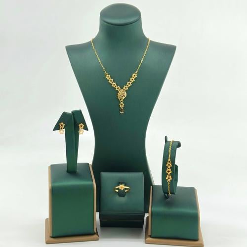 طقم ذهب ناعم بتصميم أنيق ( 9.1 جرام - عيار 21 - SE...