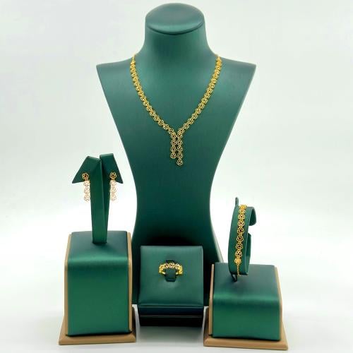 طقم ذهب على شكل ورود ( 10.4 جرام - عيار 21 - SE001...