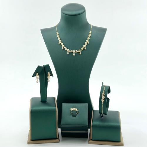 طقم الدمعة ذهب أصفر تصميم الماس ( 11.6 جرام - عيار...