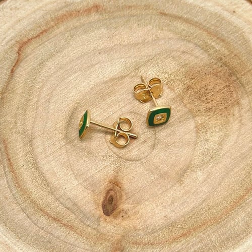 حلق ناعم ايطالي على شكل مربع ( 1.1 جرام - عيار 18...