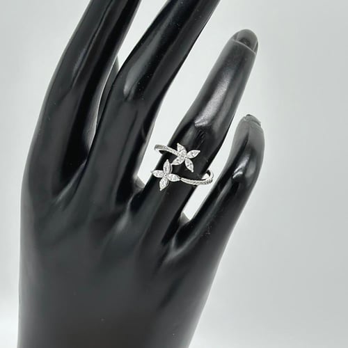 خاتم الورود الملكي ( 1.8 جرام - عيار 18 - RI0600 )