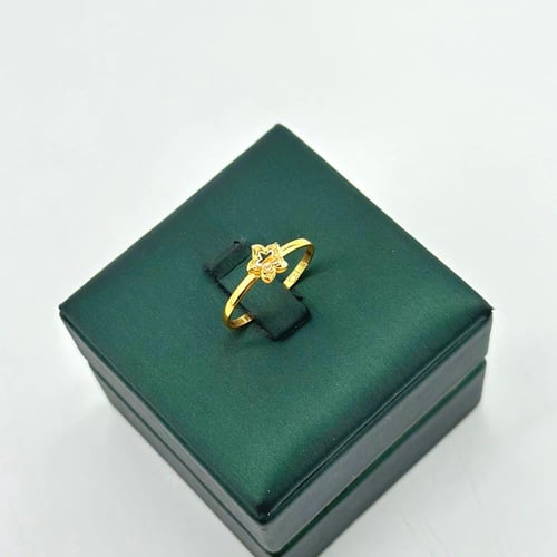 طقم ذهب ناعم بتصميم أنيق ( 9.4 جرام - عيار 21 - SE...