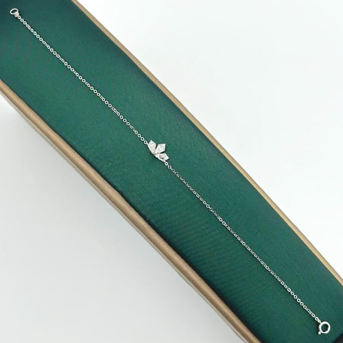 طقم مّطعم بالباقيت ( 6.4 جرام - عيار 18 - SE00022...