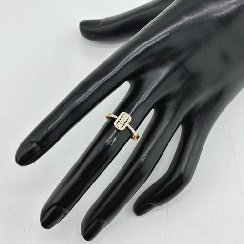 خاتم ذهب بتصميم حديث و مميز ( 2.4 جرام - عيار 18 -...