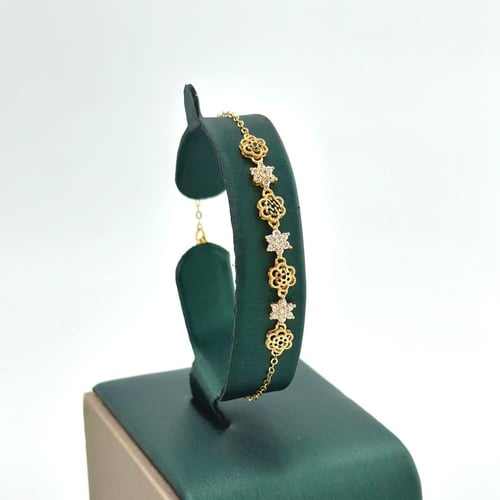 طقم الورود المزين بالدمعات ( 13.7 جرام - عيار 21 -...