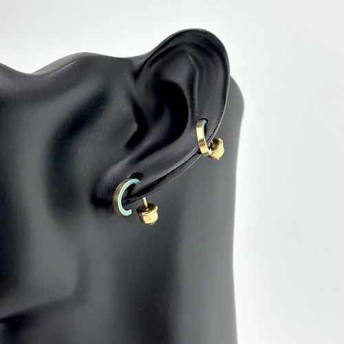 حلق تصميم ايطالي بالوان المينا ( 2.0 جرام - عيار 1...