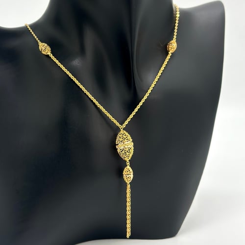 عقد بسلسال مبروم على شكل بيضاوي ( 4.4 جرام - عيار...