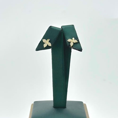 طقم ذهب الوردة تصميم الماس ( 2.6 جرام - عيار 18 -...