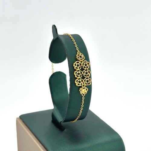 طقم ذهب على شكل ورود ( 13.9 جرام - عيار 21 - SE000...