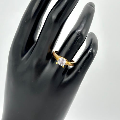 خاتم تصميم الماس مع فص سولتير ( 4.2 جرام - عيار 21...