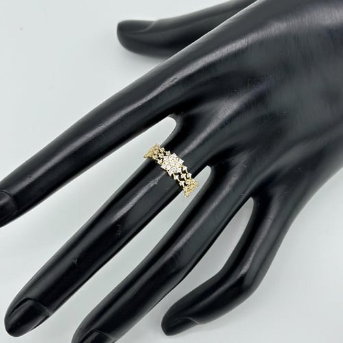 خاتم الوردة تصميم الماس ( 1.2 جرام - عيار 18 - RI0...