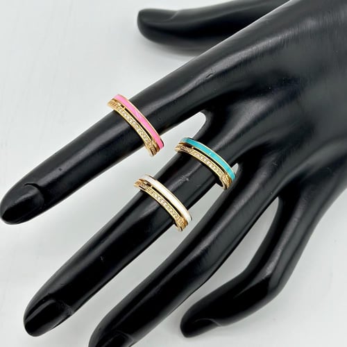 خاتم تصميم الماس مطعّم بالوان المينا ( 2.8 جرام -...