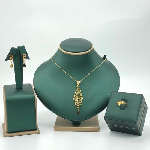 نصف طقم كلاسيك ( 5.5 جرام - عيار 21 - HSE0132 )