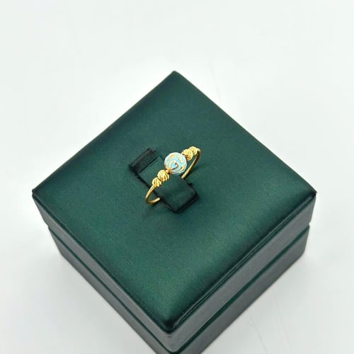 طقم ذهب ناعم بتصميم مبتكر و انيق ( 10.8 جرام - عيا...