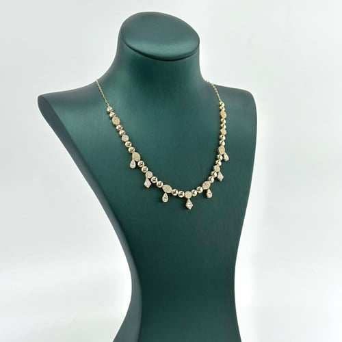 طقم ذهب بتصميم عصري و مميز ( 12.7 جرام - عيار 18 -...