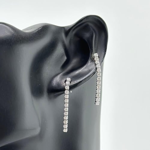 حلق ذهب تنس نازل تصميم الماس ( 1.8 جرام - عيار 18...