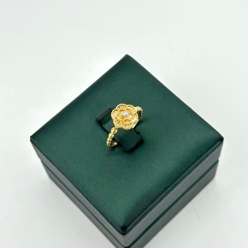 خاتم ذهب إيطالي بتصميم كلاسيكي مميز ( 2.1 جرام - ع...