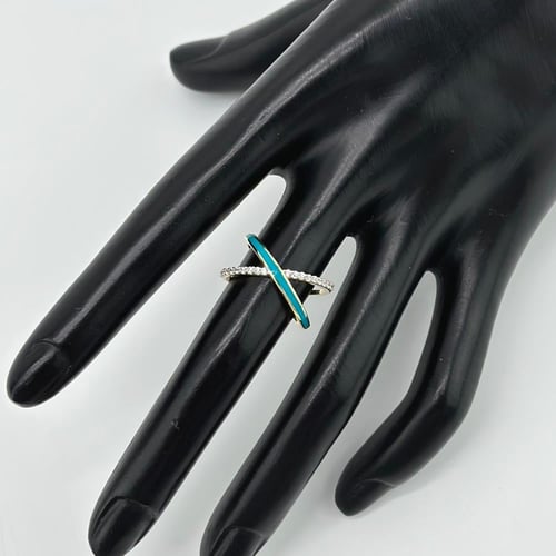 خاتم ذهب بتصميم مبتكر و عصري ( 2.9 جرام - عيار 18...