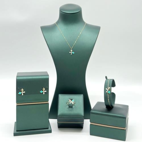 طقم تصميم الماس مطعّم بالوان المينا ( 3.1 جرام - ع...