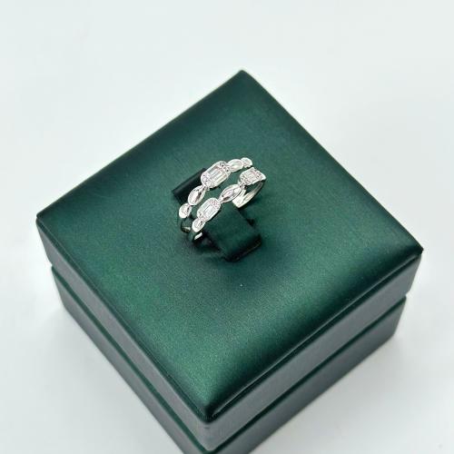 خاتم التميز العصري ( 2.2 جرام - عيار 18 - RI0579 )