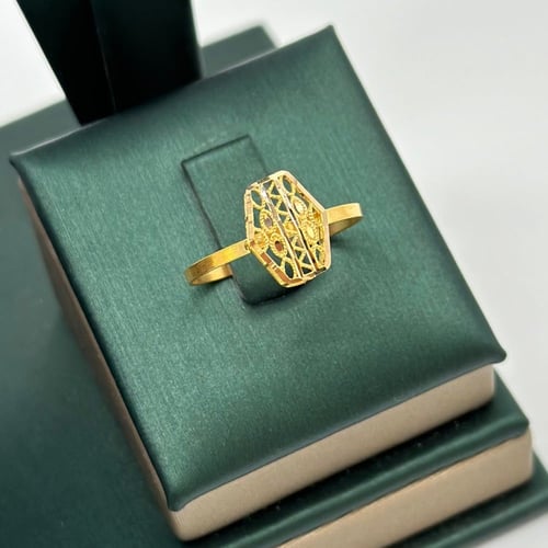 نصف طقم فخر البادية دورين ( 5.6 جرام - عيار 21 - H...