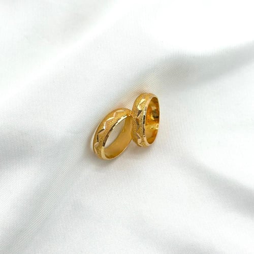 دبلة ذهب بريق الذهب ( عيار 21 - D0026 )