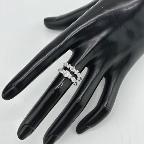 خاتم ذهب توينز سوليتير ( 2.2 جرام - عيار 18 - RI02...