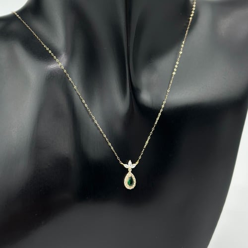 عقد ذهب الدمعة عيار 18 تصميم الماس ( 0.6 جرام - NE...