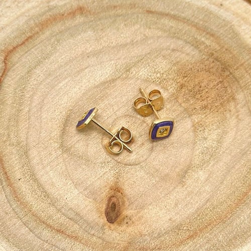 حلق ناعم ايطالي على شكل مربع ( 1.1 جرام - عيار 18...