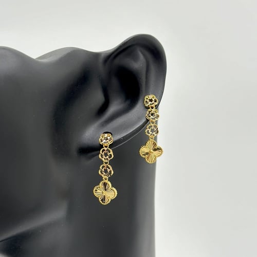 طقم كلاسيك على شكل ورود ( 11.7 جرام - عيار 21 - SE...