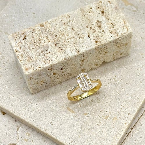 خاتم بتصميم حديث و مميز ( 2.3 جرام - عيار 18 - RI0...