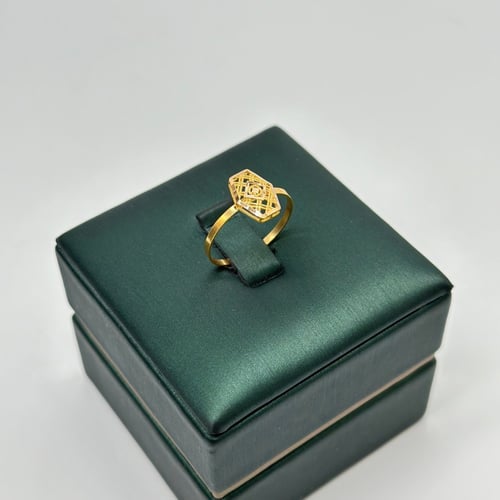 نصف طقم بتصميم مميز ( 6.2 جرام - عيار 21 - HSE0167...